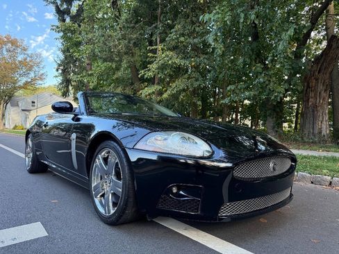 Used 2007 Jaguar XKR R image 4
