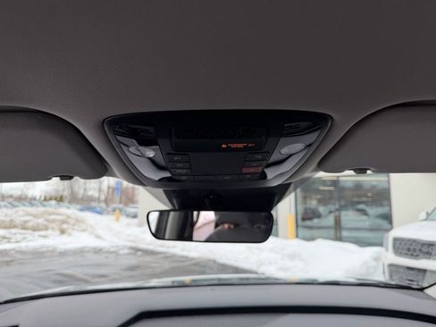 New 2026 Kia Carnival LX image 24