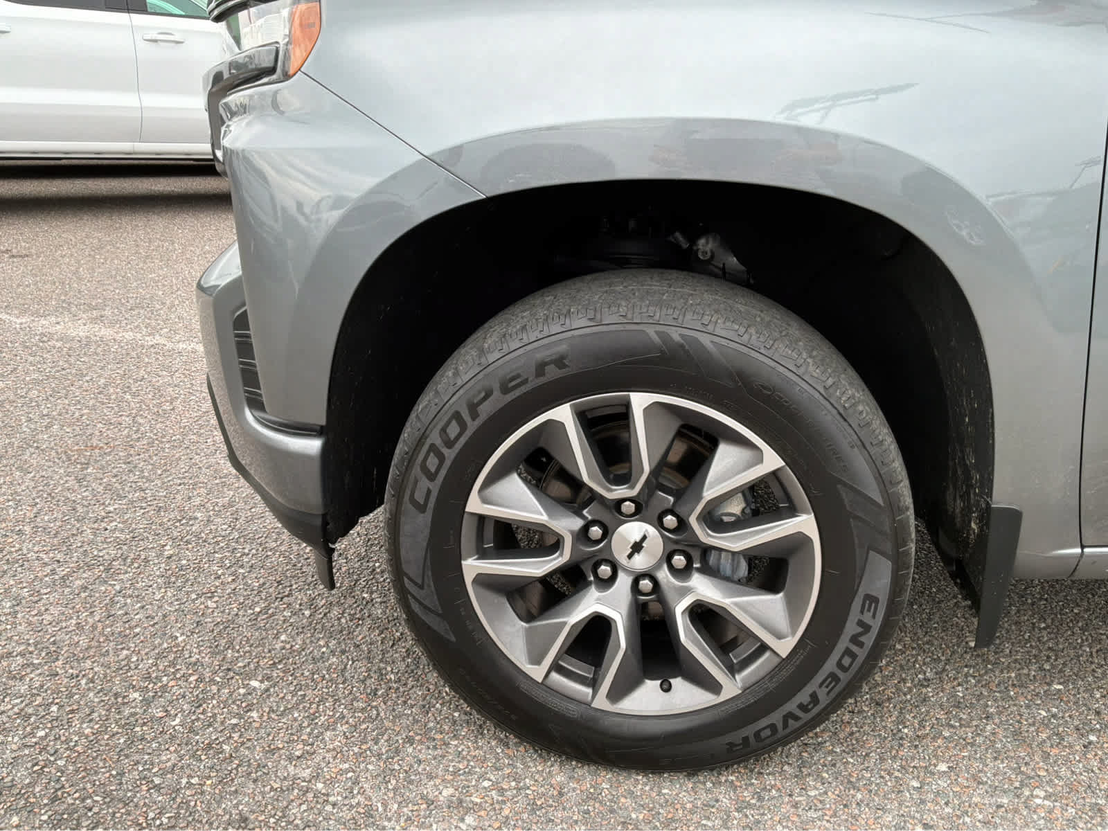 Used 2020 Chevrolet Silverado 1500 RST AWD/4WD image 9