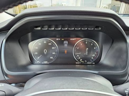 Used 2018 Volvo XC90 T6 Momentum w/ Convenience Package AWD/4WD image 24