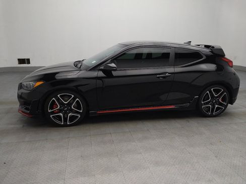 Used 2022 Hyundai Veloster N image 2