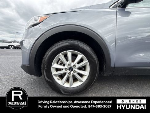 Used 2019 Kia Sorento L FWD image 11