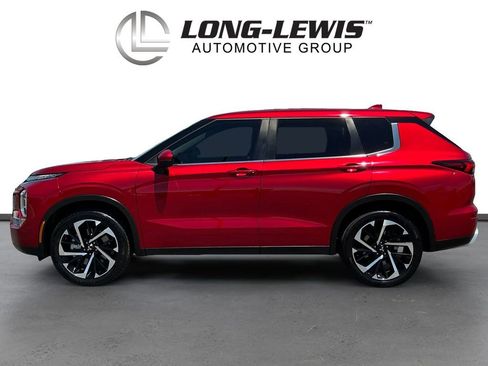 Used 2022 Mitsubishi Outlander SE AWD/4WD image 2