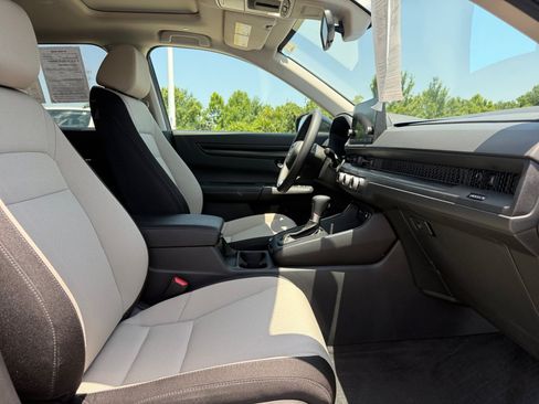 Used 2025 Honda CR-V EX image 28