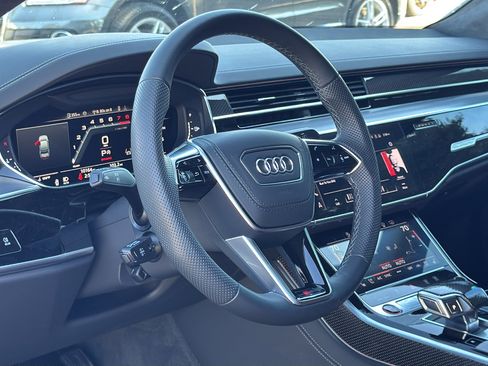 Used 2025 Audi S8 image 10