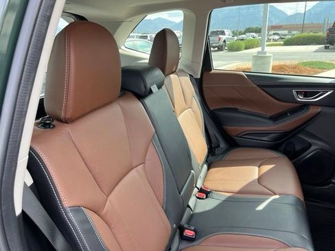 Used 2024 Subaru Forester Touring w/ POP Package 3 AWD/4WD image 31