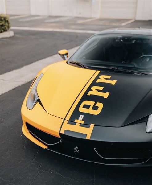Used 2013 Ferrari 458 Spider RWD image 3