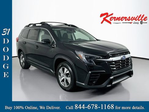 Used 2023 Subaru Ascent Premium w/ Convenience Package AWD/4WD image 1
