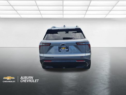 Certified 2025 Chevrolet Equinox RS w/ Convenience Package III AWD/4WD image 4