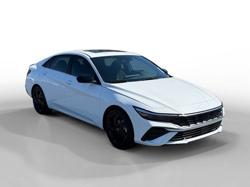 New 2026 Hyundai Elantra SEL Sport Premium FWD image 7