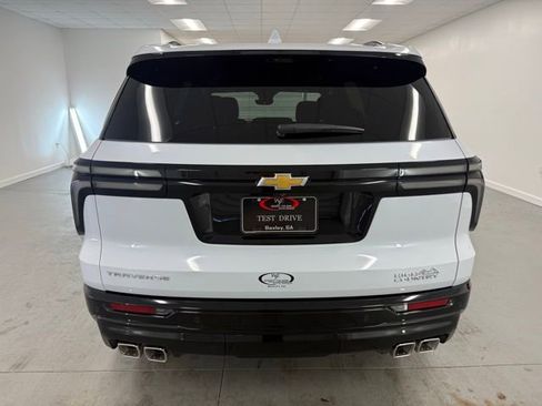 New 2026 Chevrolet Traverse LT image 7