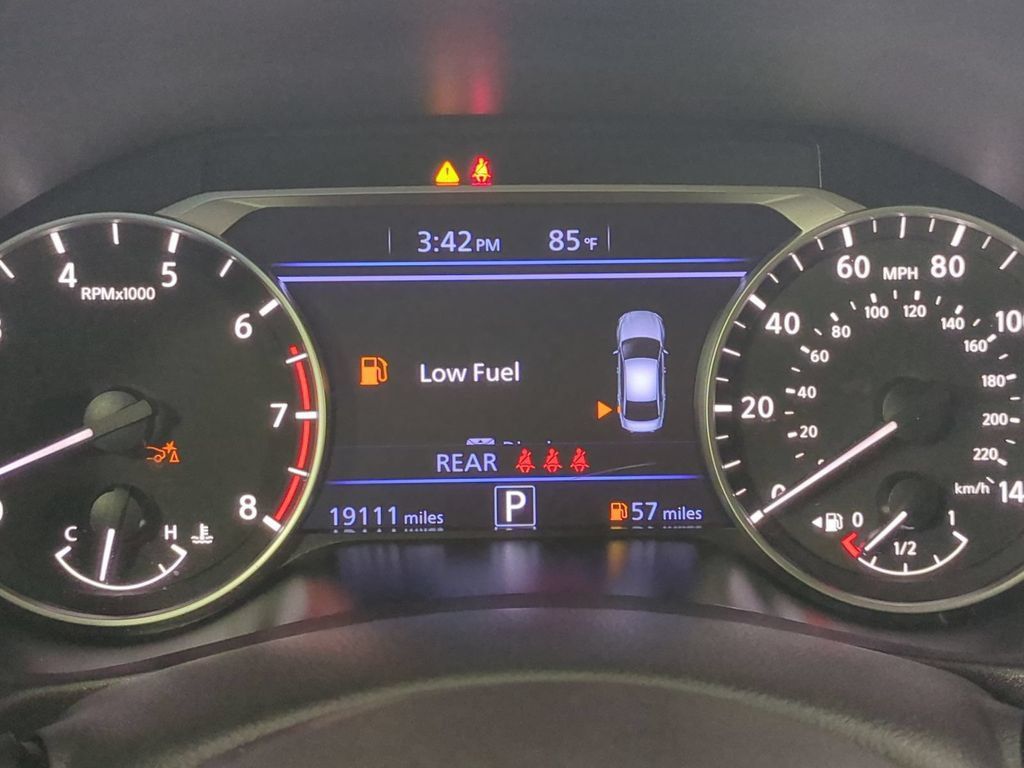 Used 2024 Nissan Altima 2.5 SR FWD image 32