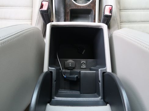 Used 2014 Volkswagen Passat TDI SEL Premium FWD image 21