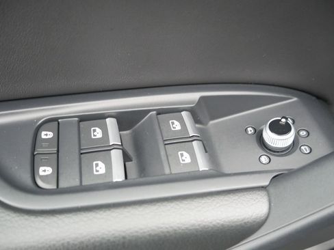 Certified 2023 Audi Q5 2.0T Premium w/ Convenience Package image 18