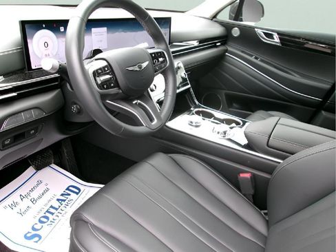 Used 2025 Genesis GV80 2.5T Standard AWD/4WD image 12