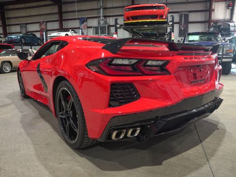 Used 2020 Chevrolet Corvette Stingray Preferred Cpe w/ 2LT Preferred Equipment Group RWD image 6