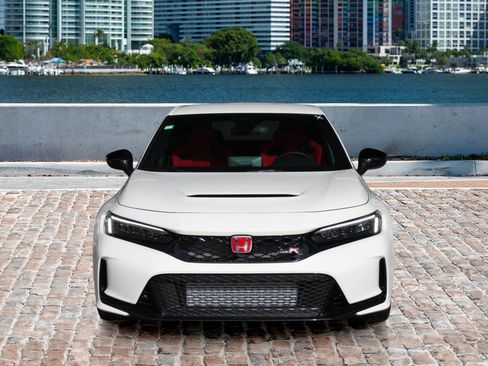 New 2025 Honda Civic Type R image 2