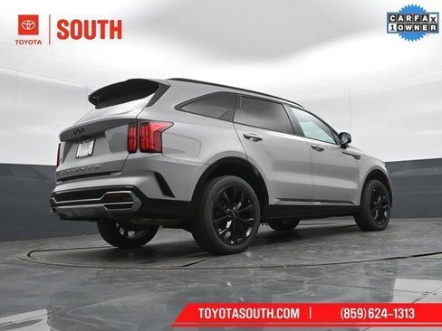 Used 2022 Kia Sorento SX image 45
