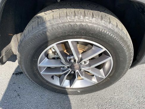 Used 2021 Jeep Grand Cherokee Limited w/ Luxury Group II image 43