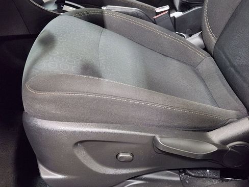 Used 2022 Chevrolet Trax LS w/ Tint and Cruise Package image 43