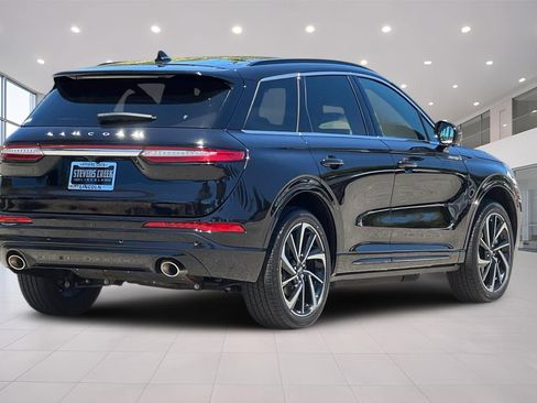 Certified 2025 Lincoln Corsair Grand Touring w/ Equipment Group 302A AWD/4WD image 4