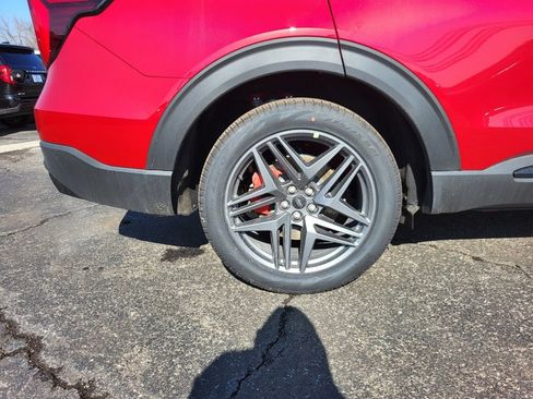 New 2026 Ford Explorer ST w/ Sun And Sound Package image 32