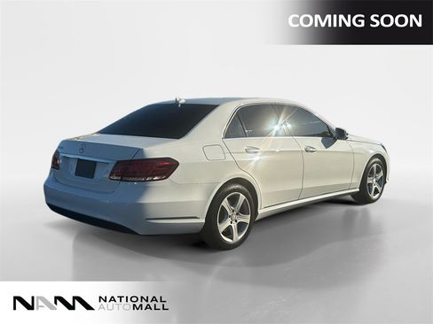 Used 2014 Mercedes-Benz E 350 Sedan image 5