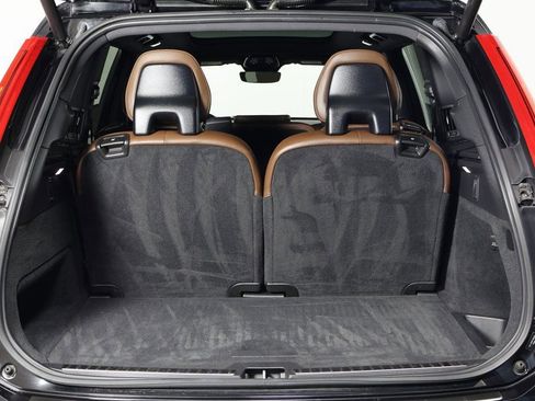 Used 2023 Volvo XC90 B5 Plus w/ Protection Package Premier AWD/4WD image 15