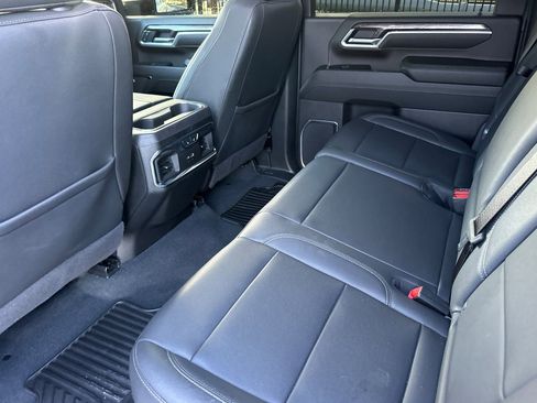 Certified 2025 Chevrolet Silverado 2500 LTZ w/ LTZ Premium Package image 18