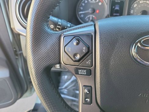 Used 2022 Toyota Tacoma TRD Off-Road w/ TRD Premium Off Road Package image 24