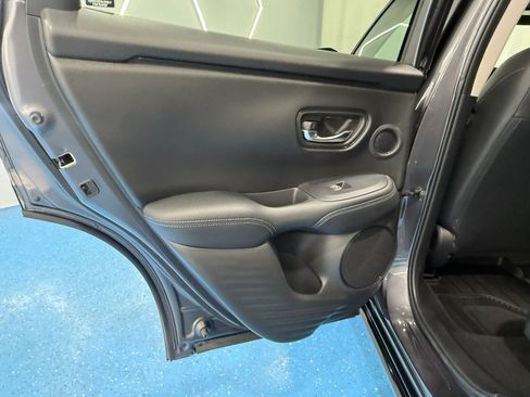 Used 2023 Honda HR-V EX-L image 34