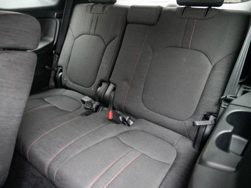 Certified 2025 Honda Pilot Sport image 10