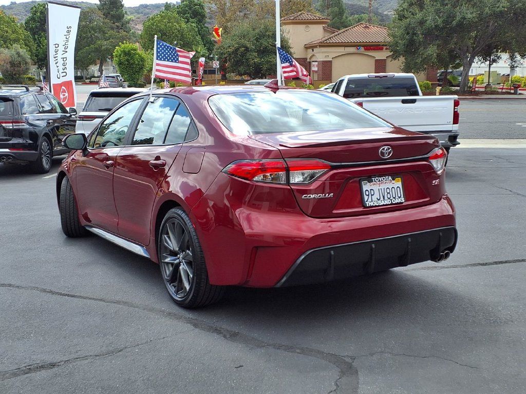 Certified 2024 Toyota Corolla SE w/ SE Premium Package FWD image 6