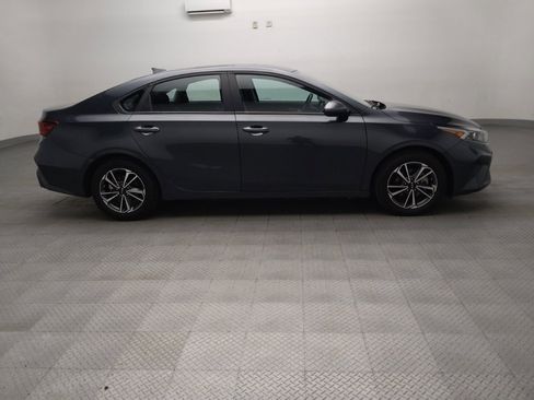 Used 2023 Kia Forte LXS FWD image 11