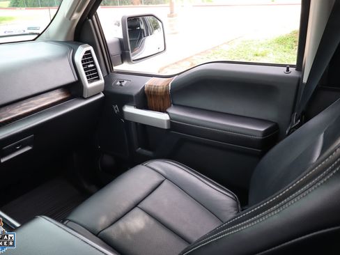Certified 2019 Ford F150 Lariat w/ Equipment Group 502A Luxury AWD/4WD image 22