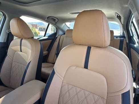 New 2025 Nissan Sentra SV w/ SV Premium Package image 11