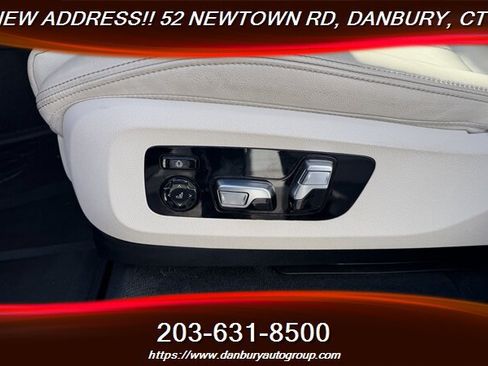 Used 2021 BMW X5 xDrive40i w/ M Sport Package AWD/4WD image 14