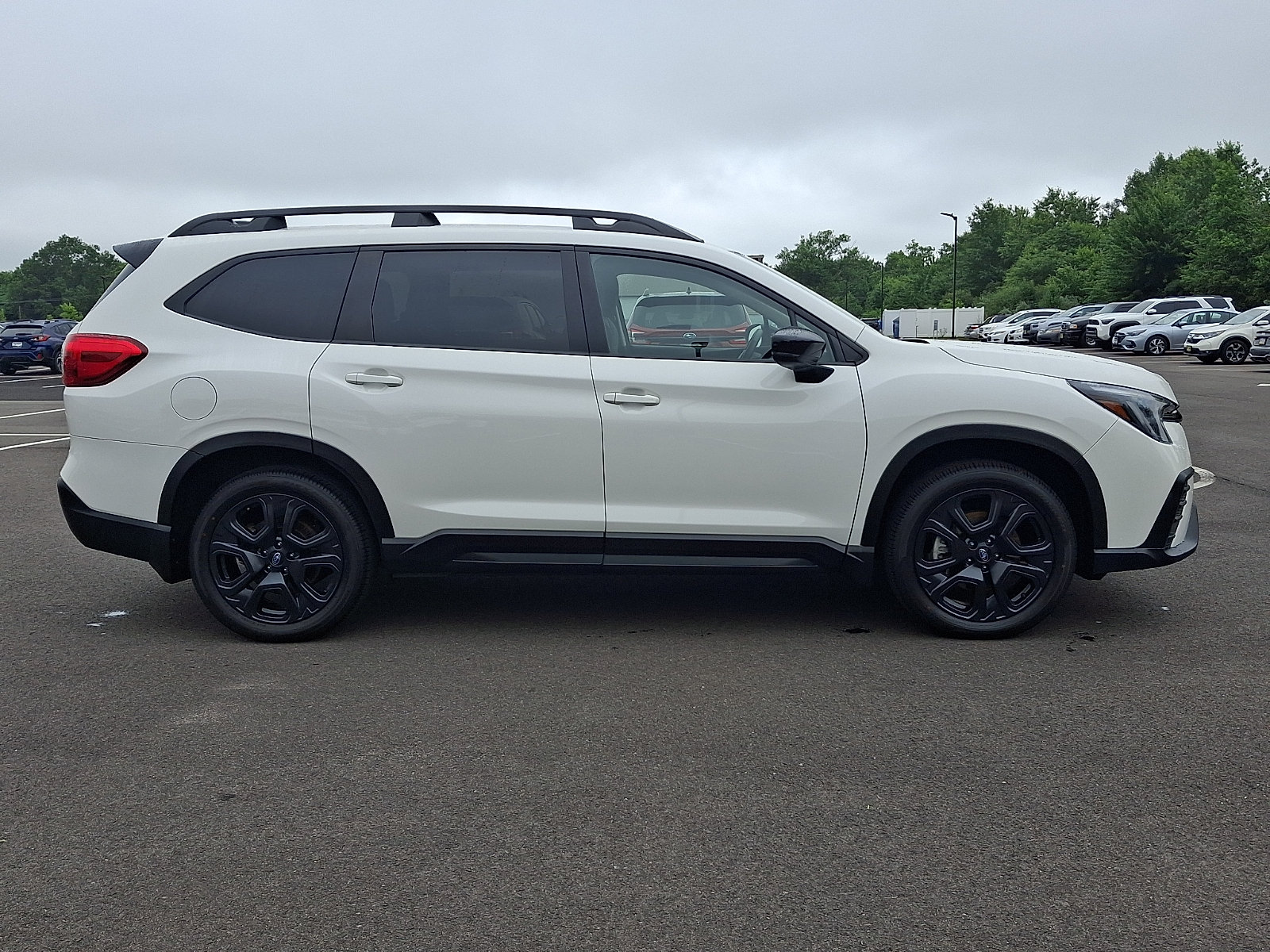 Used 2024 Subaru Ascent Onyx Edition AWD/4WD image 8