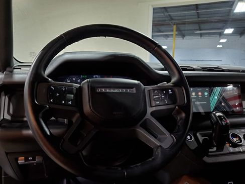 Used 2021 Land Rover Defender 110 X image 31