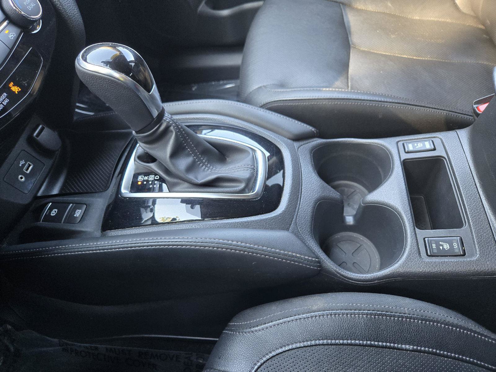 Used 2019 Nissan Rogue SL w/ Premium Package AWD/4WD image 21