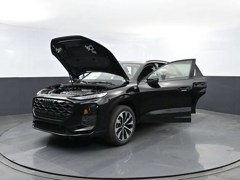 New 2026 Audi Q3 quattro 2.0T AWD/4WD image 29