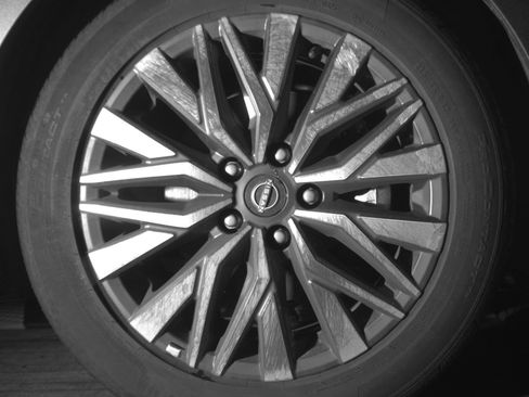 Used 2025 Nissan Altima 2.5 SV image 13