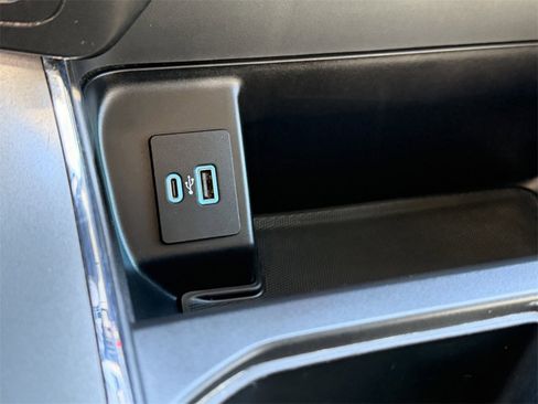 Used 2022 Ford F150 XLT w/ Equipment Group 302A High image 29