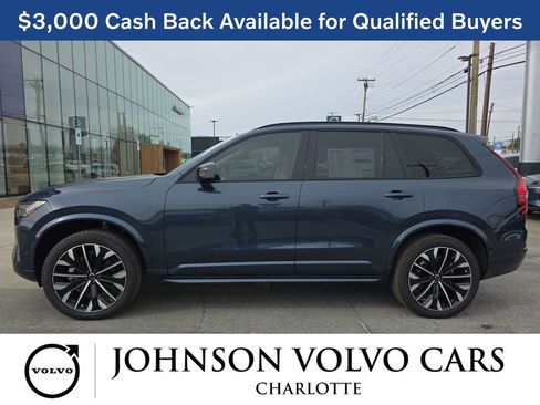New 2026 Volvo XC90 B6 Ultra w/ Lounge Package image 8