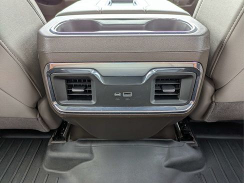 Used 2022 GMC Sierra 1500 SLT w/ SLT Convenience Package AWD/4WD image 12