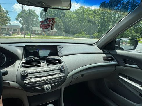 Used 2008 Honda Accord EX image 23