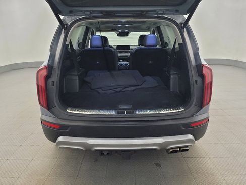 Used 2021 Kia Telluride SX w/ SX Prestige Package image 29
