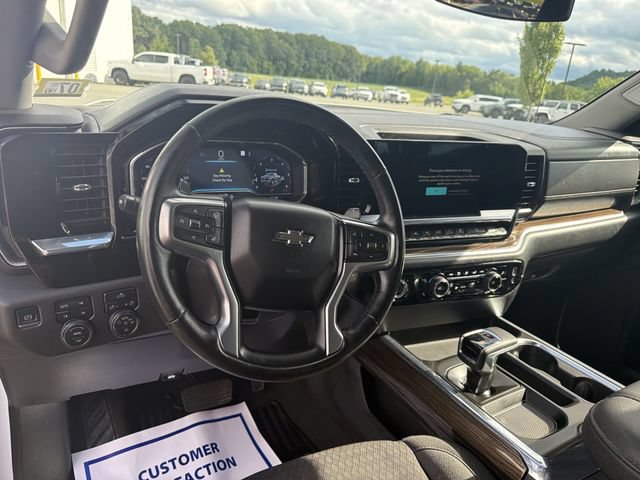 Used 2023 Chevrolet Silverado 1500 RST w/ Z71 Off-Road Package AWD/4WD image 10