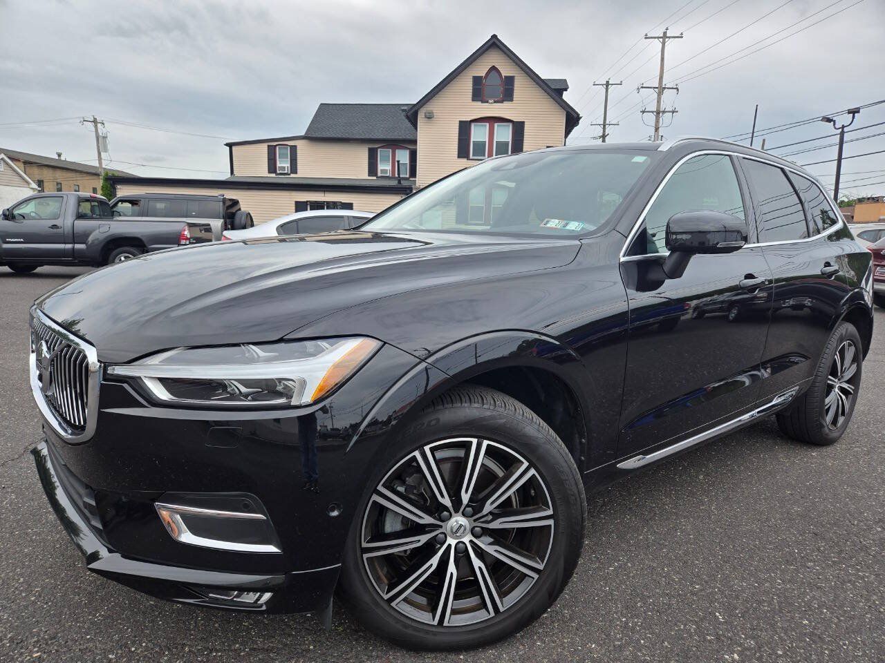 Used 2020 Volvo XC60 T6 Inscription w/ Protection Package AWD/4WD image 2