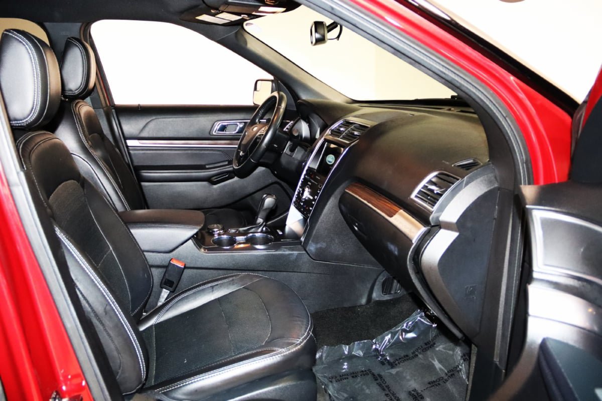 Used 2018 Ford Explorer Limited AWD/4WD image 53